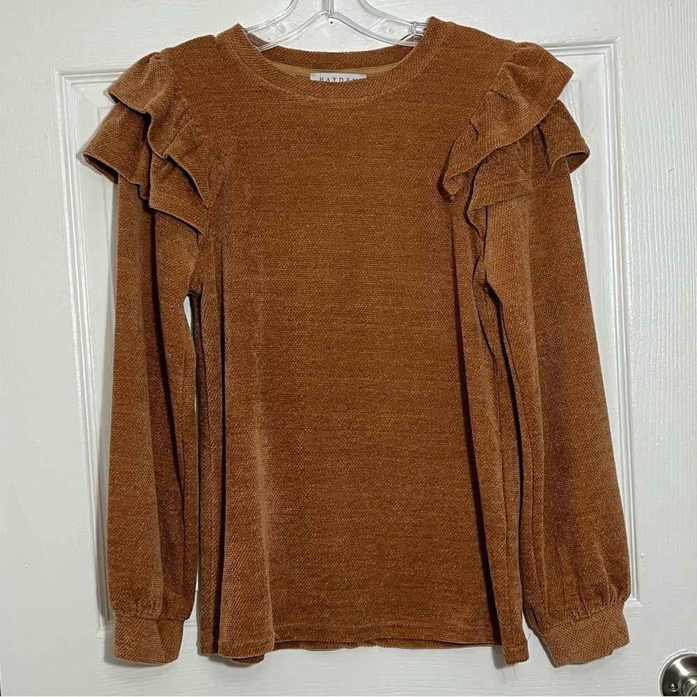 NWOT HAYDEN L.A. Ruffle Shoulder Caramel Knit Top | size Small